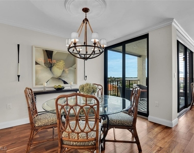 3115 Gulf Shore Boulevard N - Photo Thumbnail 10