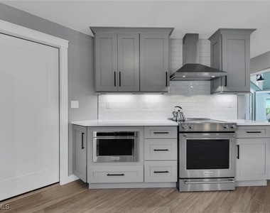 2328 Clipper Way - Photo Thumbnail 20
