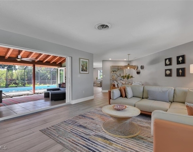 2328 Clipper Way - Photo Thumbnail 10