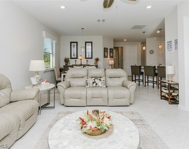 5988 Mayflower Way - Photo Thumbnail 11