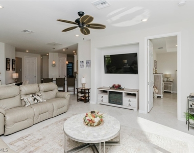 5988 Mayflower Way - Photo Thumbnail 12