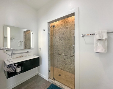 2496 Gilmore - Photo Thumbnail 10