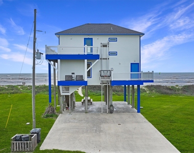 2496 Gilmore - Photo Thumbnail 29