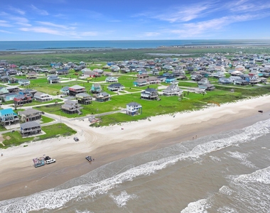 2496 Gilmore - Photo Thumbnail 36