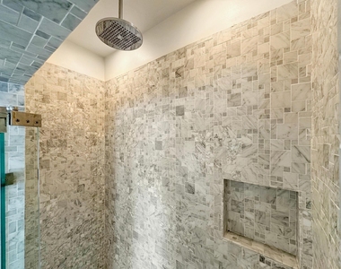 2496 Gilmore - Photo Thumbnail 11