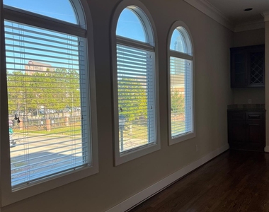 3000 Mcculloch Circle - Photo Thumbnail 9