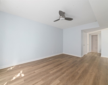 3300 Yorktown Street - Photo Thumbnail 16