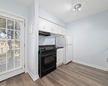 3300 Yorktown Street - Photo Thumbnail 13
