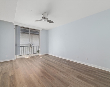 3300 Yorktown Street - Photo Thumbnail 15