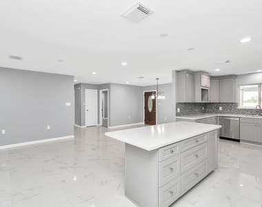 2826 W Fm 1462 - Photo Thumbnail 16