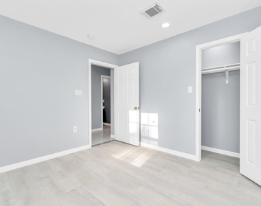 2826 W Fm 1462 - Photo Thumbnail 29