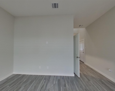 4930 San Fabiano Court - Photo Thumbnail 1