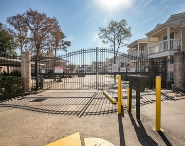 2750 Holly Hall Street - Photo Thumbnail 17