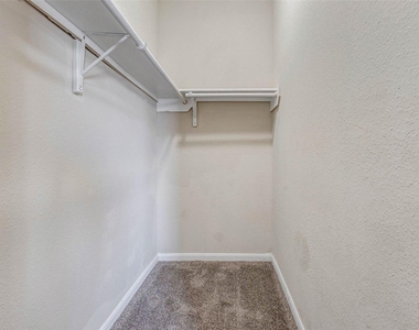 8622 Torcello Street - Photo Thumbnail 8