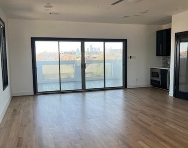 1255 Utah Street - Photo Thumbnail 6