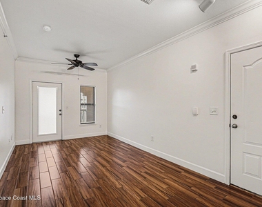 6440 Borasco Drive - Photo Thumbnail 5