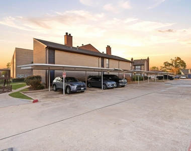 12905 Woodforest Boulevard - Photo Thumbnail 26