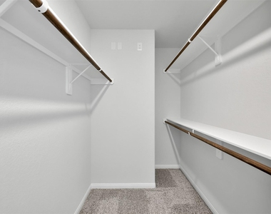 2140 Cedar Bend Drive - Photo Thumbnail 21