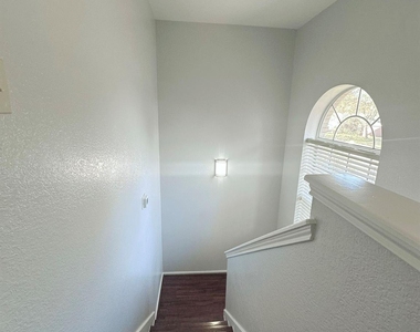 15522 Baxter Avenue - Photo Thumbnail 23