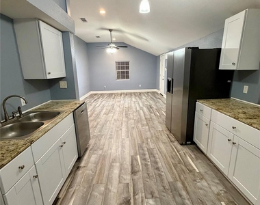 2322 Central Street - Photo Thumbnail 4