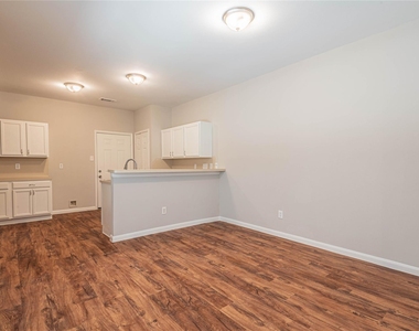 10061 Sharpton Drive - Photo Thumbnail 3