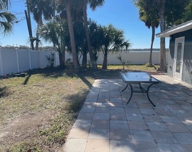 2950 Pallanza Drive S - Photo Thumbnail 26
