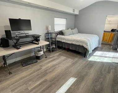 2950 Pallanza Drive S - Photo Thumbnail 12