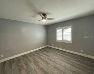 2950 Pallanza Drive S - Photo Thumbnail 17