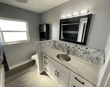 2950 Pallanza Drive S - Photo Thumbnail 21