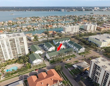 320 Island Way - Photo Thumbnail 1