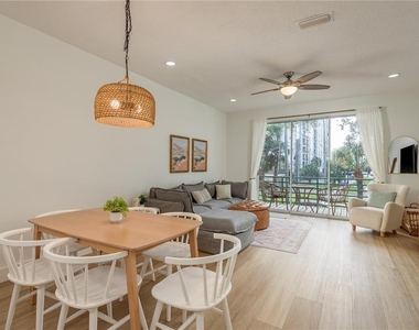 320 Island Way - Photo Thumbnail 20