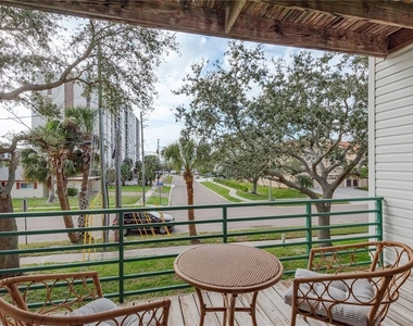 320 Island Way - Photo Thumbnail 47