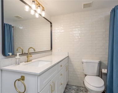 320 Island Way - Photo Thumbnail 33