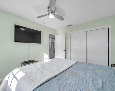 4728 Beach Drive Se - Photo Thumbnail 26