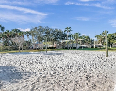 4728 Beach Drive Se - Photo Thumbnail 36