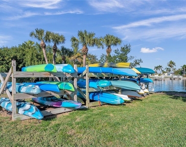 4728 Beach Drive Se - Photo Thumbnail 35
