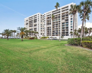 1460 Gulf Boulevard - Photo Thumbnail 36