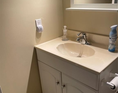 6260 Sun Boulevard - Photo Thumbnail 27