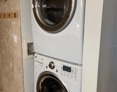 6260 Sun Boulevard - Photo Thumbnail 46