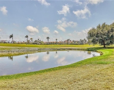 6260 Sun Boulevard - Photo Thumbnail 21