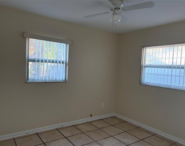 4119 W La Salle Street - Photo Thumbnail 14