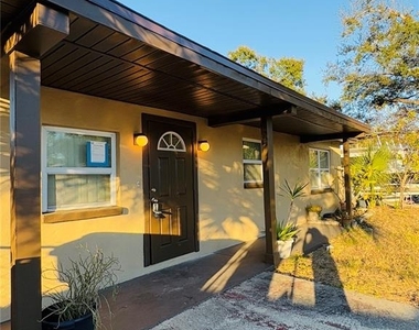 4119 W La Salle Street - Photo Thumbnail 3