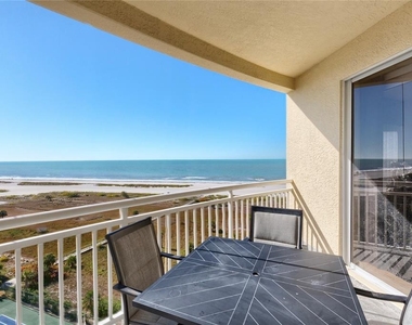 1200 Gulf Boulevard - Photo Thumbnail 5