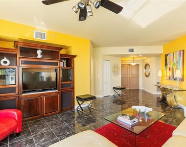 1200 Gulf Boulevard - Photo Thumbnail 9