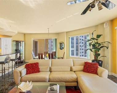 1200 Gulf Boulevard - Photo Thumbnail 8