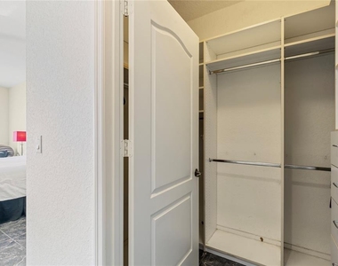 1200 Gulf Boulevard - Photo Thumbnail 21