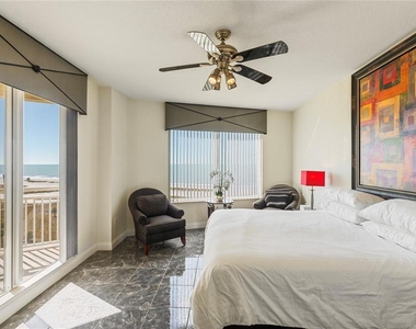 1200 Gulf Boulevard - Photo Thumbnail 19