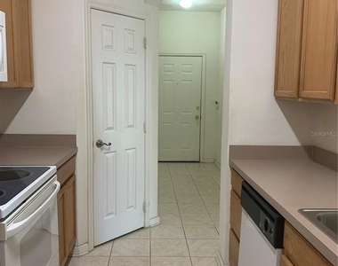 13500 Turtle Marsh Loop - Photo Thumbnail 21