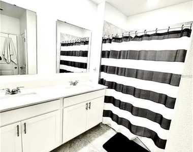 1835 Weir Boulevard - Photo Thumbnail 5