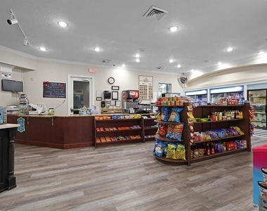 2310 Silver Palm Drive - Photo Thumbnail 30